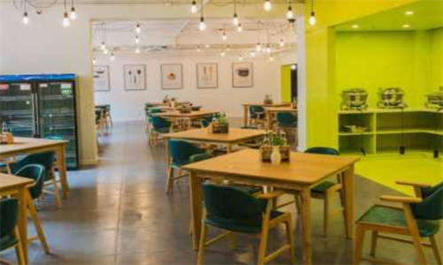 1701767542970069693.png 北京21.png