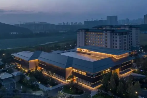 1713941247814074975.jpg 1713941242970.jpg